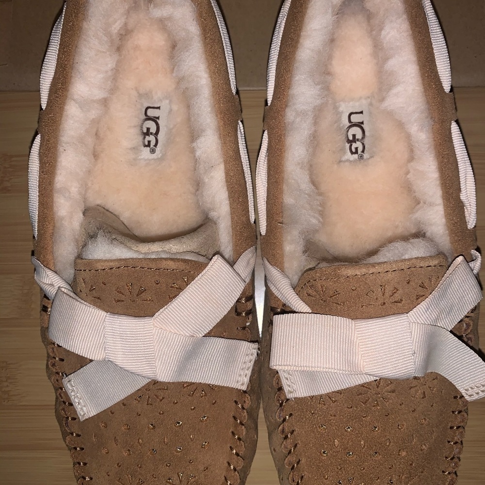 Dakota Sunshine Perf Uggs